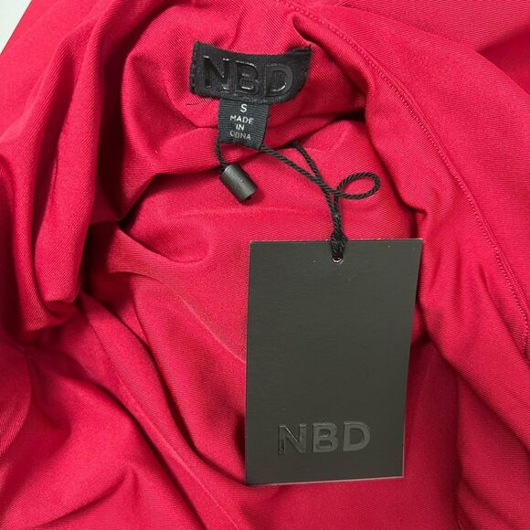 NWT NBD REVOLVE Take It All Maxi Dress Ruche High Slit in Berry Red Size S - Picture 8 of 9